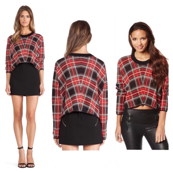 🚫SOLD🚫💋BCBG Plaid Cropped Pullover