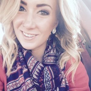 Meet your Posher, Kasie