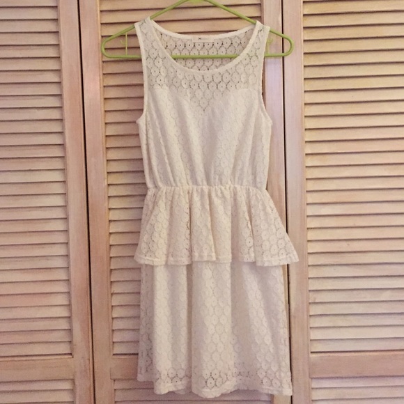 White Dress - Picture 1 of 1