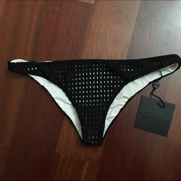 ❌SOLD❌Acacia 2016 Collection Waikoloa Bottoms