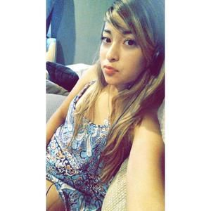 Meet your Posher, Leticia