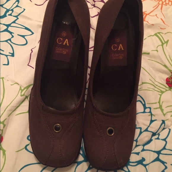 Brown pumps just like new.  Worn maybe 3 times.