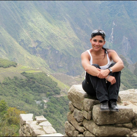 🤗MEET YOUR POSH SELLER & BUYER SANDY👠👗🎒🕶 - Picture 3 of 4