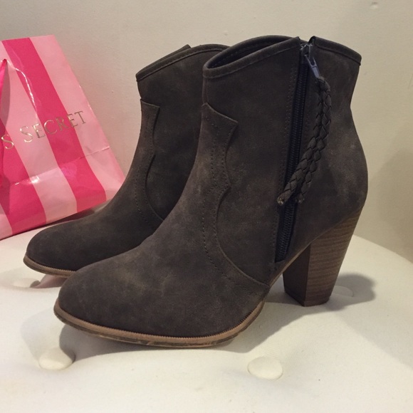 Dark olive green booties