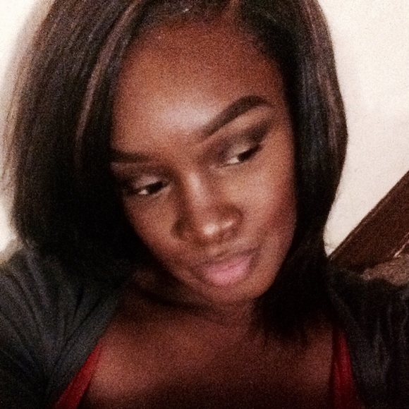 Meet your Posher, Taisha - Picture 1 of 1