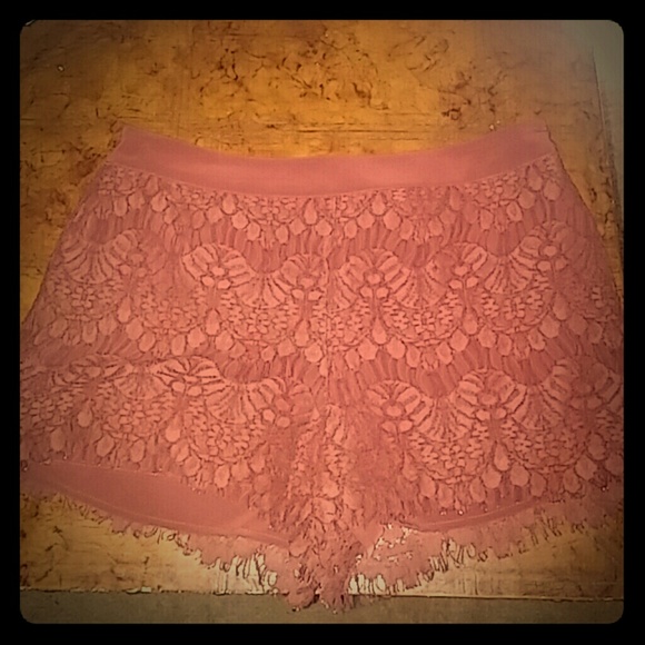 Burgandy crotchet shorts