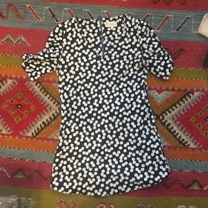 V neck Anthropologie polka dot top