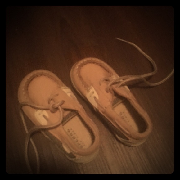 Infant sperries