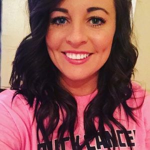 Meet your Posher, Mackenzie