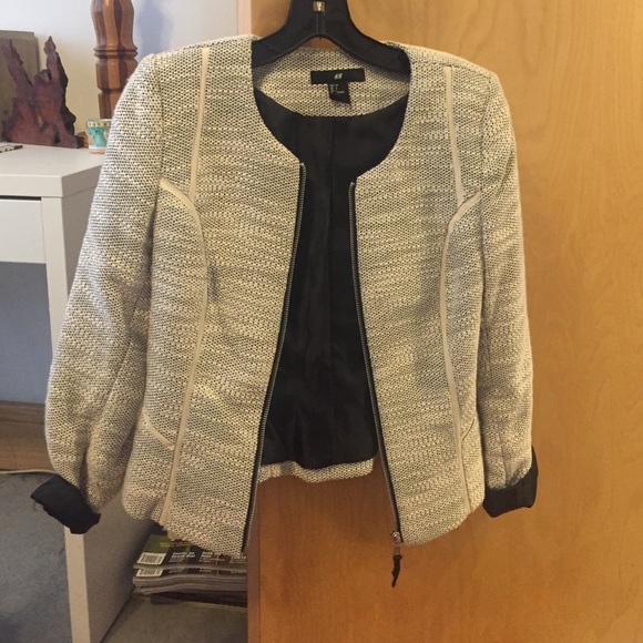 NWOT H&M tweed blazer