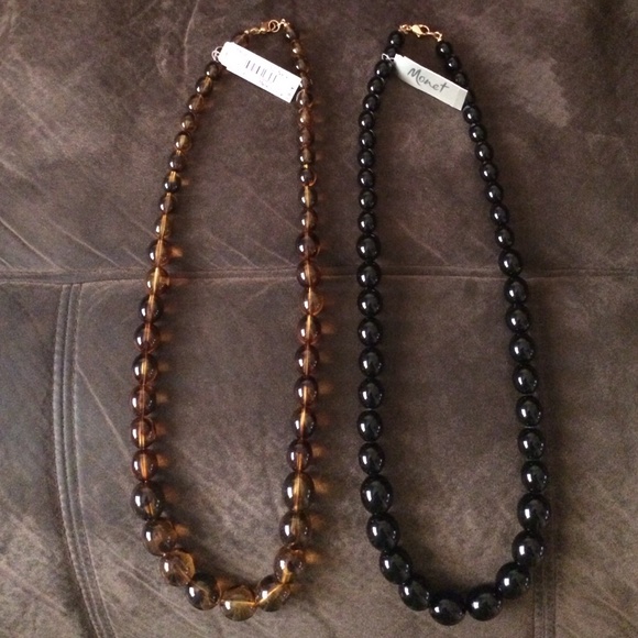 One beaded Monet necklace - Picture 2 of 4