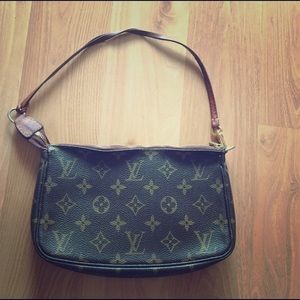 Authentic Louis Vuitton monogram clutch bag