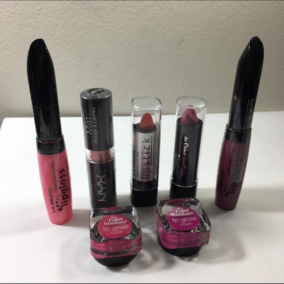 NWT NYX Matte Lipstick