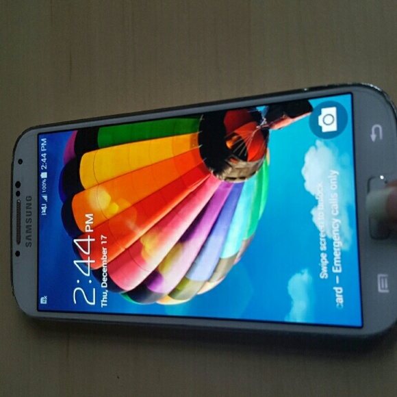 Sold!!! SAMSUNG GALAXY S4 - Picture 1 of 4