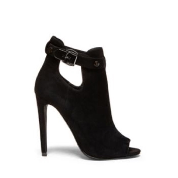 New in box. Black Steve Madden peep toe booties