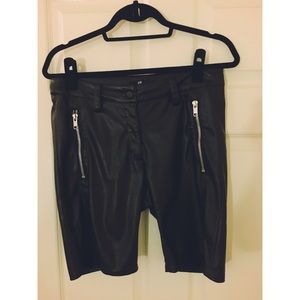 H&M faux leather Bermuda shorts
