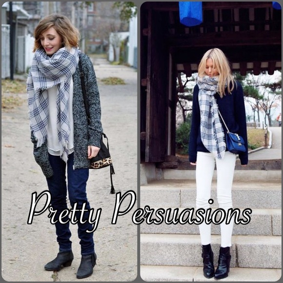 SOLD OUT ~ NWT Blue Plaid Fringe Hem Scarf Wrap - Picture 3 of 4