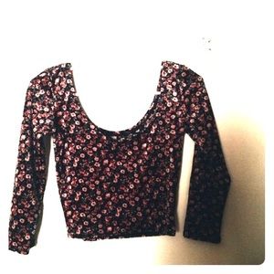 NWOT Hollister Crop Top