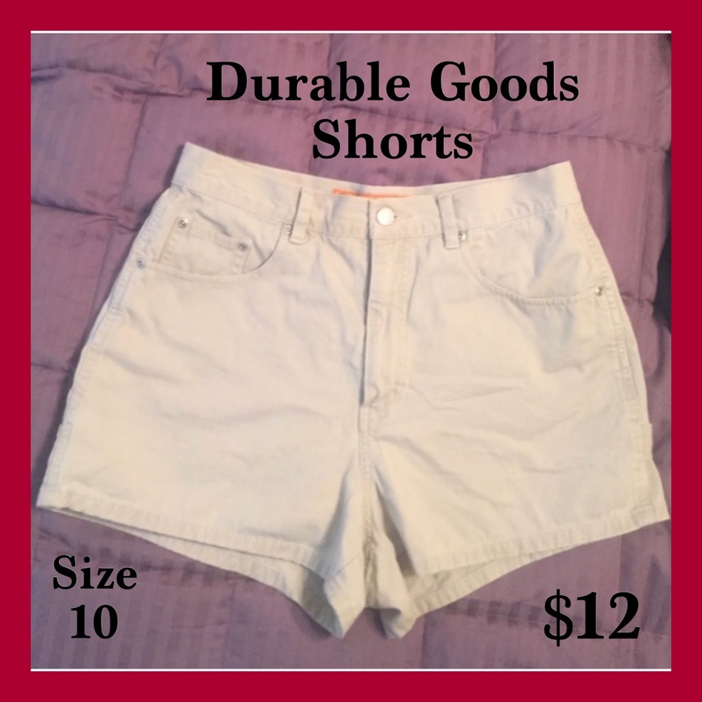 VINTAGE Beige Shorts. Great Quality & Great Condition!!!