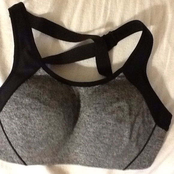 VSX sports bra