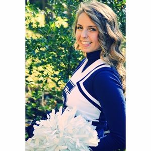 Meet your Posher, Julie