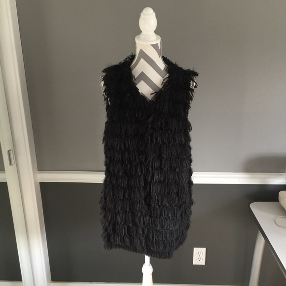 Steve Madden Faux Fur Black Vest - Picture 2 of 4