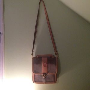 Vintage cross body purse