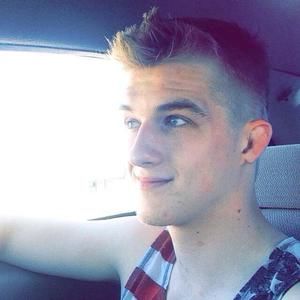 Meet your Posher, Chris