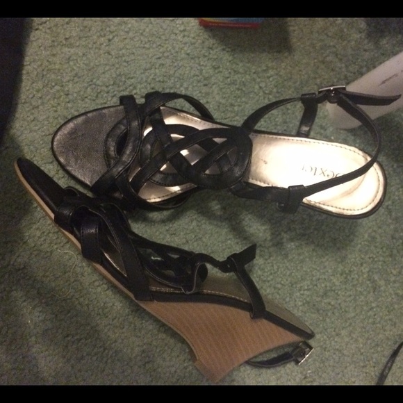 Black shoes