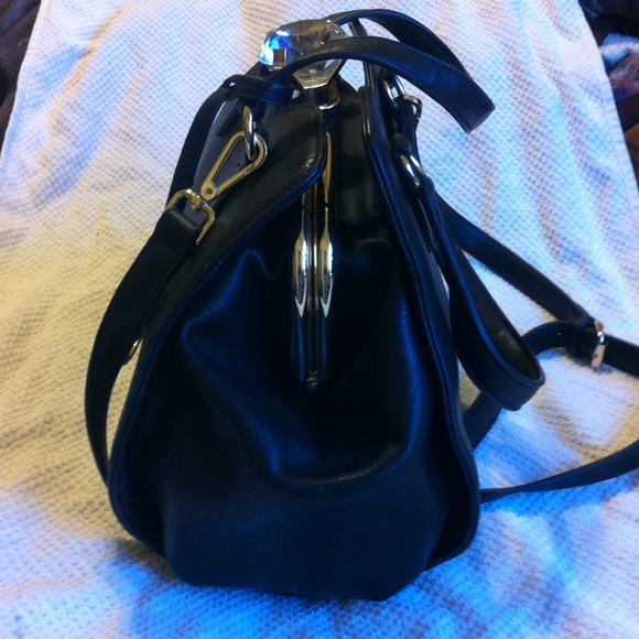 Black with big diomond purse - Picture 2 of 4