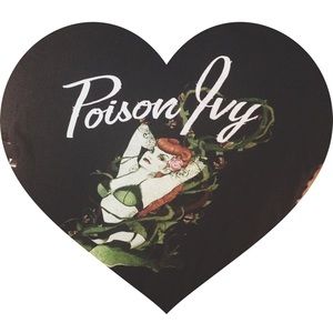 💚Batman's Poison Ivy graphic t-shirt💚
