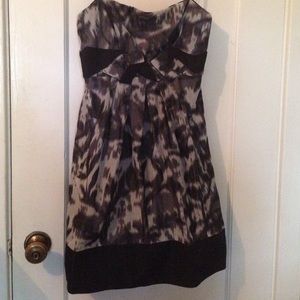 BCBG MAX AZRIA ORIGAMI STRAPLESS DRESS W/ POCKETS