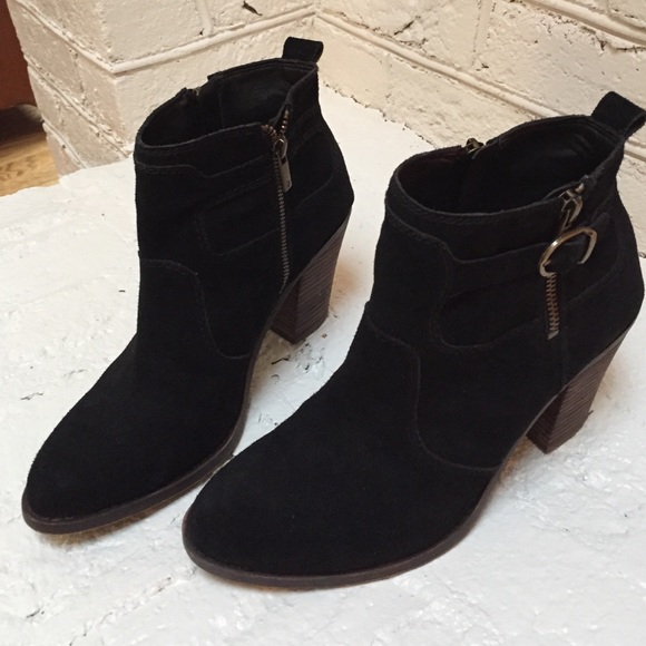 Lucky Brand Black Suede Booties 9.5