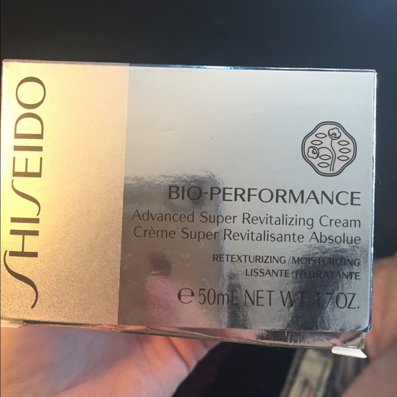 shiseido advanced super revitalizing cream