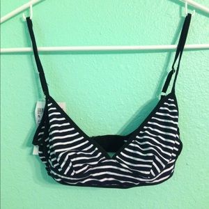 Brandy Melville Audra bralette