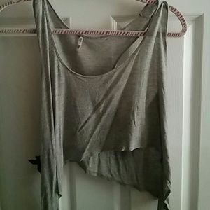 Crop top
