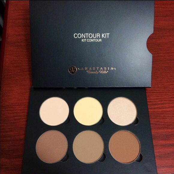 Anastasia contouring kit