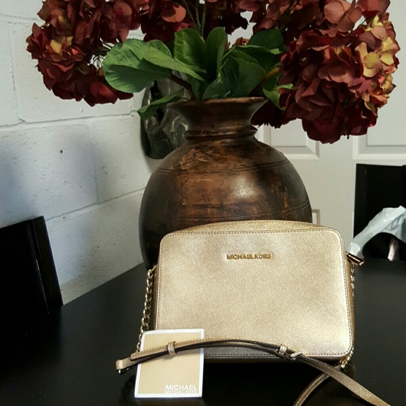 Michael Kors cross body bag