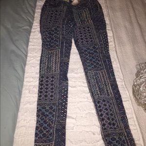 Patterned pants