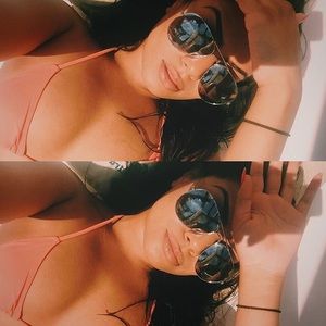 Meet your Posher, Niya