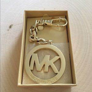 MICHAEL KORS KEYCHAIN!