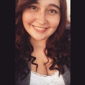 Meet your Posher, Mackenzie