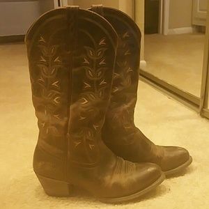 Womens Ariat cowboy boots