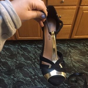 Black/Gold heels