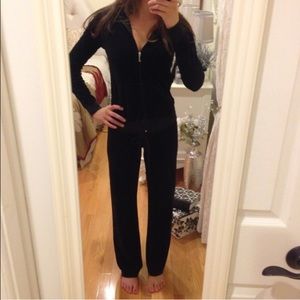 Black juicy sweatsuit