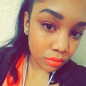 Meet your Posher, Mairelyn