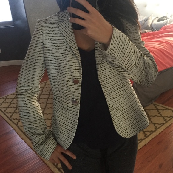 NWOT Calvin Klein tweed blazer size 0