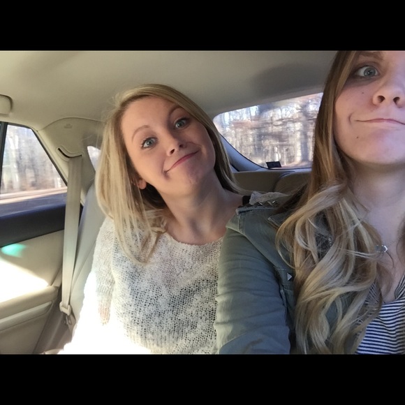 Meet your Posher, Adeline