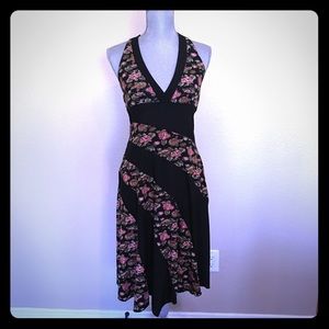 🆕 Cute Halter Top Dress 👗