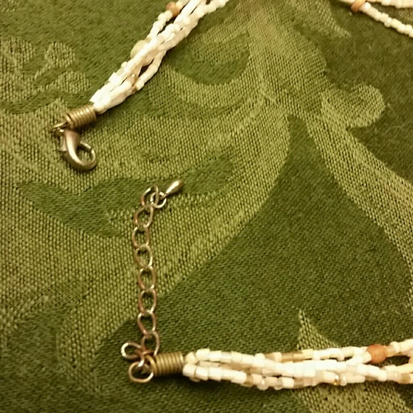 Shell Necklace - Picture 4 of 4